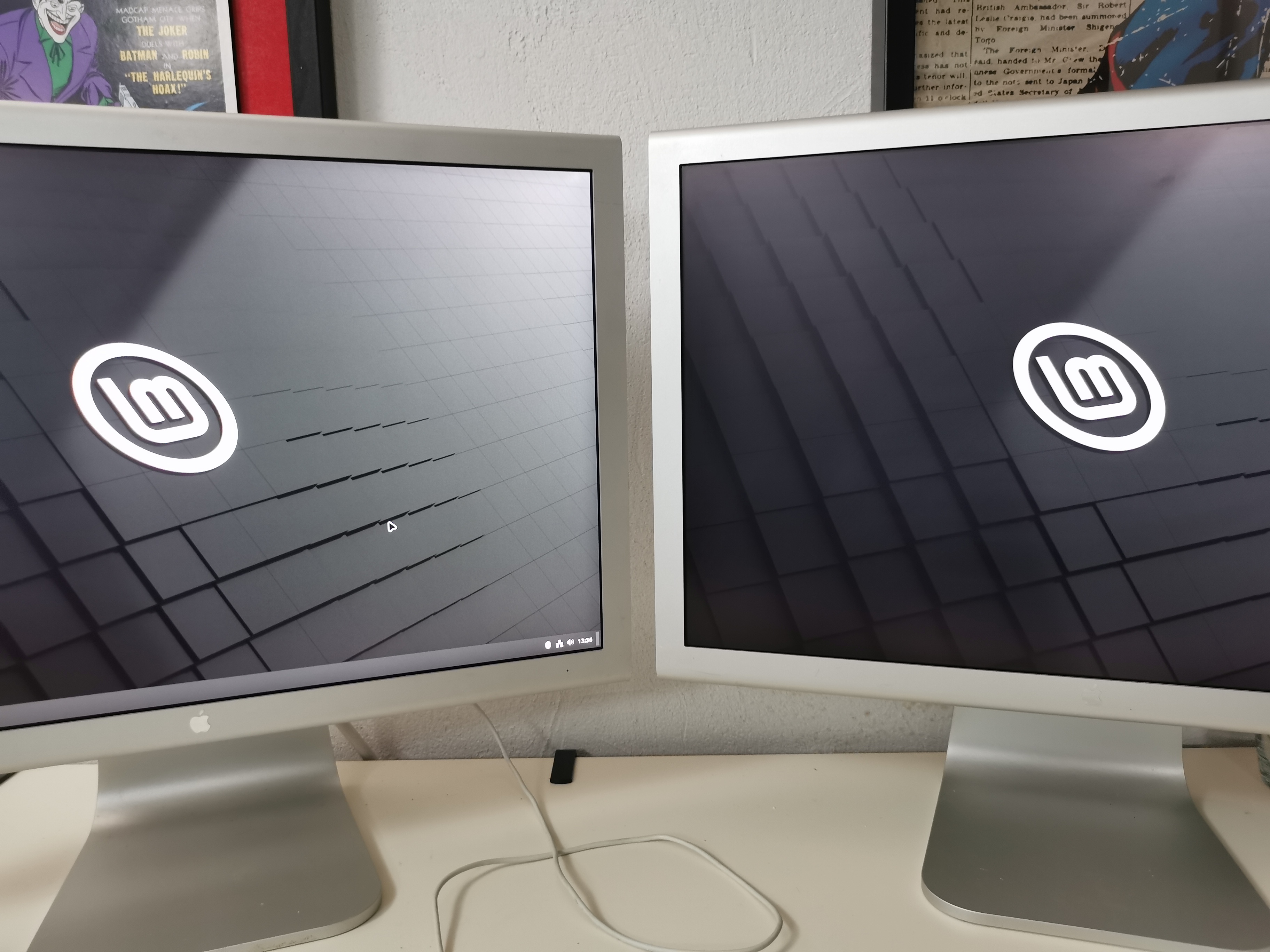 Dual Screen